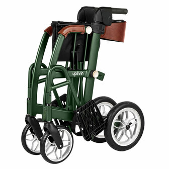 Rollator en rolstoel in een