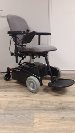 dinsdag radicaal Superioriteit HUUR of KOOP elektrische rolstoel voor binnen - ZorgComfort Alblasserwaard